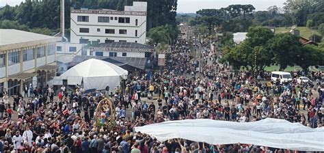 Mais De 70 Mil Fiéis Visitam O Santuário No Primeiro Dia De Romaria De