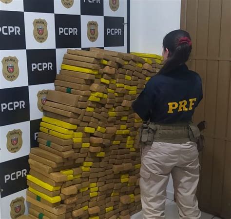 PRF apreende 415 Kg de maconha em Céu Azul