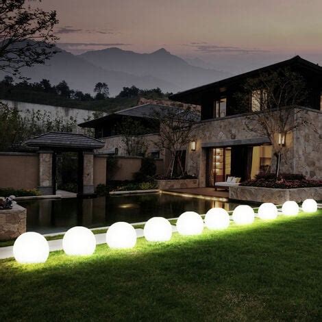 Set Di Lampade Solari A Led Per Esterni Sphere Design Earth Spit