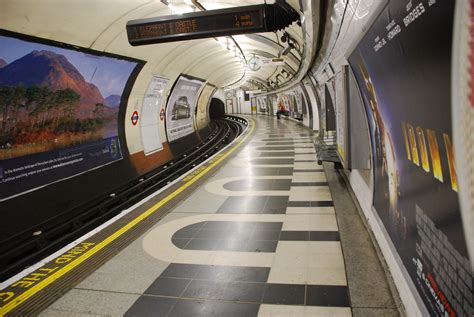 Dsc0026 Waterloo Underground Station Bakerloo Line D Flickr