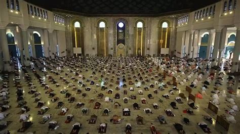 Mengenal Masjid Nasional Al Akbar Terbesar Di Indonesia Setelah Masjid