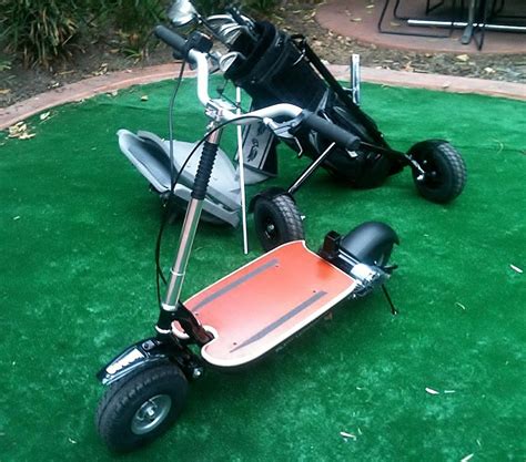 Gocaddy Turns An Electric Scooter Into A Golf Cart