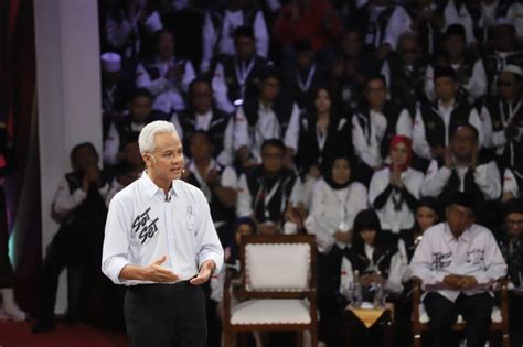 Ganjar Tak Permasalahkan Debat Cawapres Pakai Podium