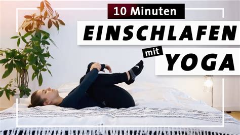 Mit Yoga Entspannt Einschlafen Sanfte Abendroutine Im Bett Zum