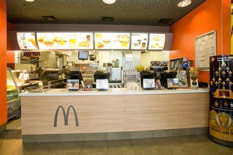 MCDONALDS Neustädter Passage 17 Halle Saale Sachsen Anhalt