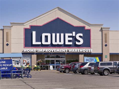 Lowe S To Sell Canadian Business Rona Stores To Private Equity Firm