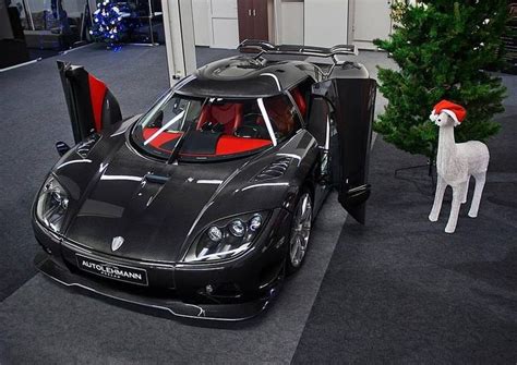 #1 of only 2 in the 🌍 Full exposed Carbon and Red interior Koenigsegg ...