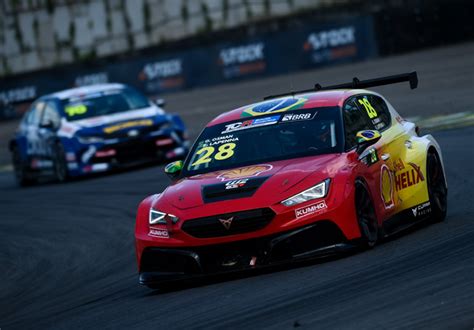 Tcr South America En Interlagos Carrera Endurance Contundente