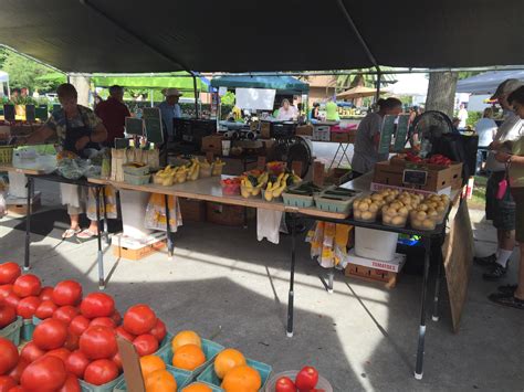 Winter Park Farmers Market Lets Dish With Linda Lou