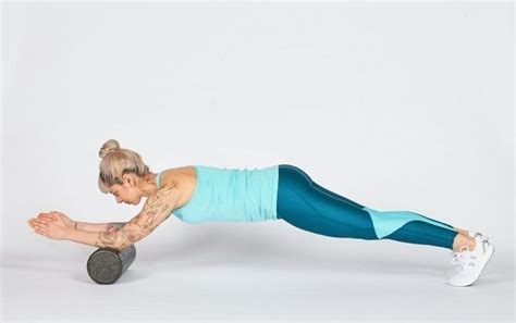 How to (Finally) Target Your Lower Abs | Lower ab workouts, Lower abs ...