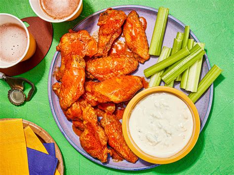 How I make ultra-crispy chicken wings without deep-frying
