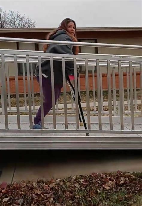 Amputee Crutching Bbw 2020 ThisVid