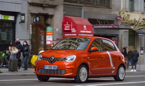 Probamos El Renault Twingo Electric Un Coche El Ctrico Vivo Y Gil En