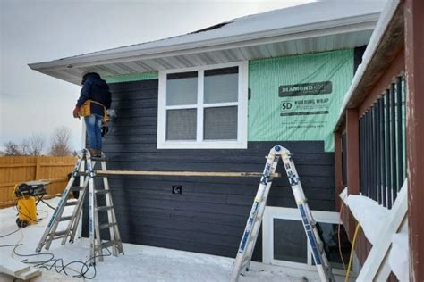 Brick Cladding vs. Stone Veneer Siding: Which is Best for Your Home?