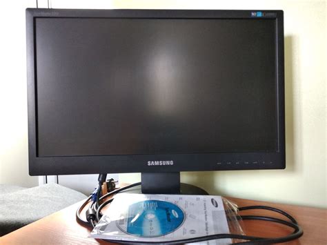 Samsung SyncMaster 2243SN 22 5мс 920х1080