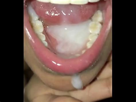 Me Saca Leche Y No Deja Caer Una Gota XVIDEOS