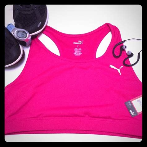 Puma Sports Bra Hot Pink Nwt Hot Pink Sports Bra Sports Bra Clothes Design