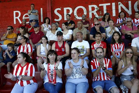 Las mejores imágenes del derbi asturiano femenino Sporting Oviedo