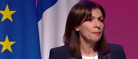 Découvrez l affiche de campagne d Anne Hidalgo et son slogan pour la