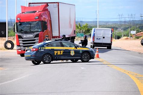 PRF Registrou Mais De 7 Flagrantes Por Hora De Ultrapassagens Proibidas