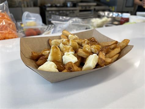 Jean Burger La Meilleure Poutine du Québec