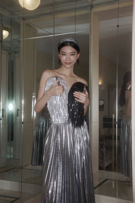 Weekend Max Mara Sparkling Holiday - Hong Kong Times Square