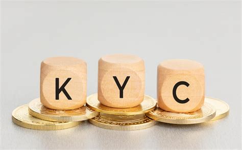 Kyc O Conozca A Su Cliente Concepto Monedas Y Bloques De Madera Con