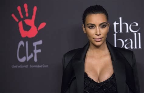 Super Bowl 2015 Commercials Kim Kardashian Urges Consumers To Save