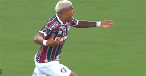 John Kennedy Anot El Segundo Gol Para Fluminense Ante Boca Juniors