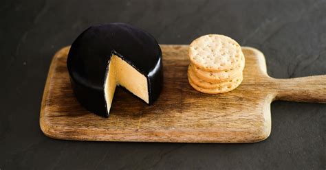 Snowdonia black bomber cheese | Greendale Farm Shop