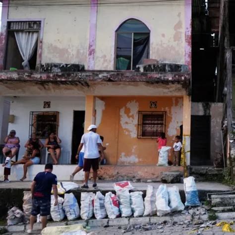 Aumenta A 15 El Número De Víctimas Por El Sismo En Ecuador Y Perú