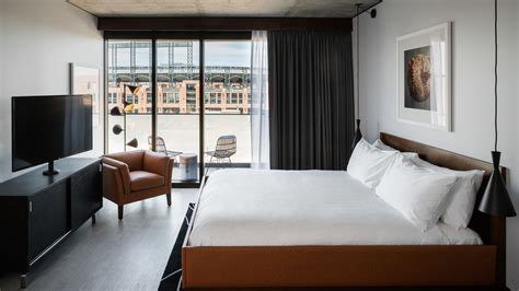 Hotel Rooms in Downtown Denver | The Maven Hotel