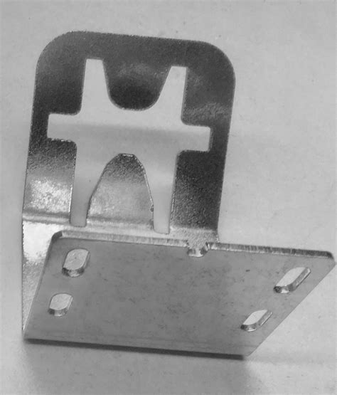 Amazon.com: T-Post Lumber Bracket -Build Sheds, Barns Coops. No More