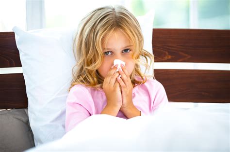 child catch  cold   cold health enews
