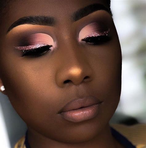 33 Elegant Prom Makeup Ideas That Looks Fantastic For Women Dark Skin