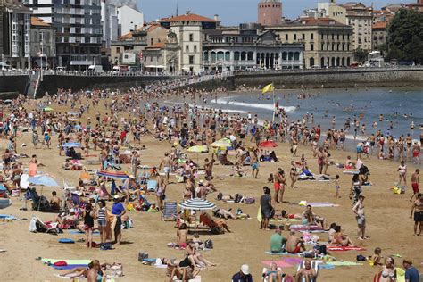 Fotos Vuelve El Intenso Calor A Asturias El Comercio Diario De Asturias