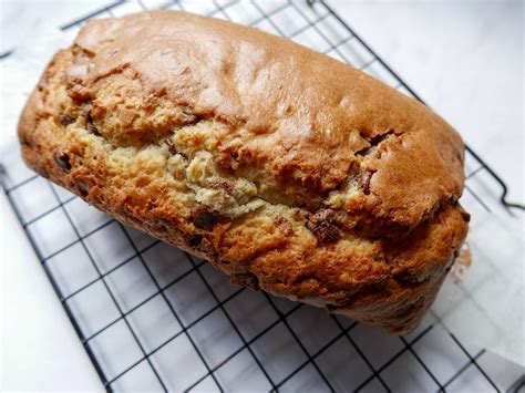 EASY recipe for banana bread with chocolate chips | Cook Simply