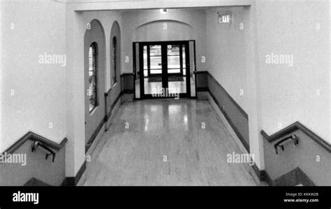 1965 - Americus Hotel - Entrance Hallway - Allentown PA Stock Photo - Alamy