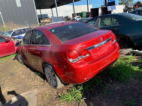 HOLDEN CRUZE 03 2011 01 2017 INTERIOR MIRROR JH MMM Auto Centre