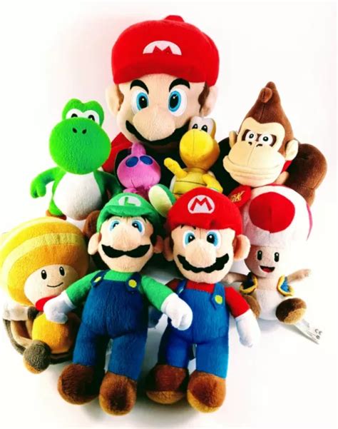 SUPER MARIO BROTHERS Plush Toy Lot Yoshi Toad Donkey Kong Koopa 2010