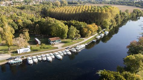 Location de bateaux sans permis à Sireuil Inter Croisières