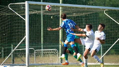 El Fabril Compite De T A T A Un Rival El Cd Arenteiro De Categor A