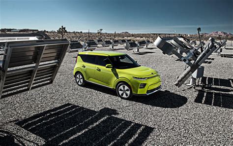 Download wallpapers Kia Soul EV, 2019, bright green new Soul, electric compact crossover, Korean ...