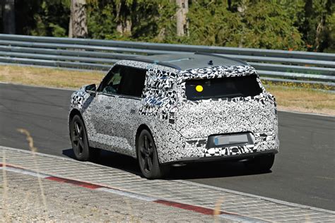 2024 Kia EV9 Three-Row Electric SUV Undergoes Final Testing - autoevolution