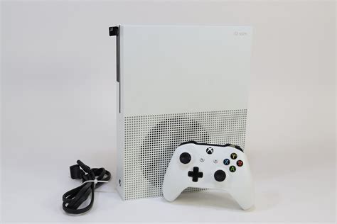 Microsoft Xbox One S 1681 1tb Hdd White Body Home Video Game Console 4548