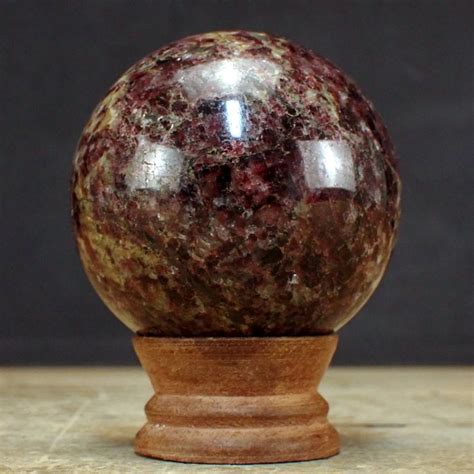 Raro granato rosso di prima qualità Sfera 575 51 g Catawiki