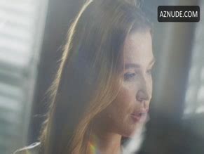 POPPY MONTGOMERY Nude AZNude