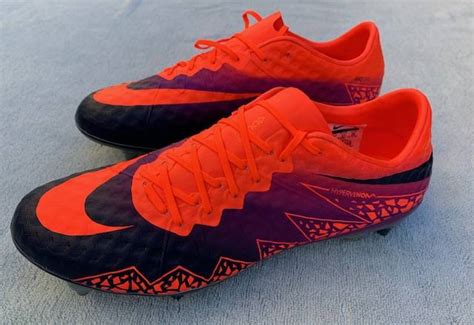 Nike Hypervenom Phinish SG PRO Soccer Cleats Size 8 | Kixify Marketplace