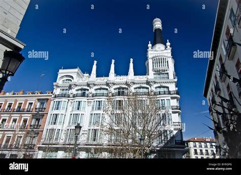 Plaza de Santa Ana Madrid Stock Photo - Alamy