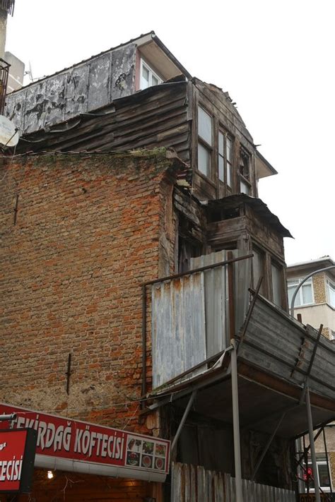 Улица Генерала Асима Гюдюса General Asım Gündüz Caddesi